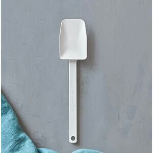 NEW Pampered Chef Small Mix 'N Scraper Item #1659